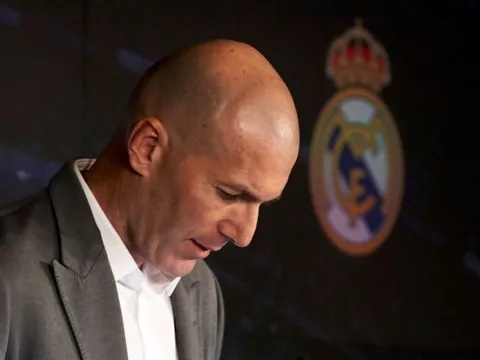 Vừa đến Real, Zidane đã đòi mua ngay ngôi sao Man Utd và Liverpool