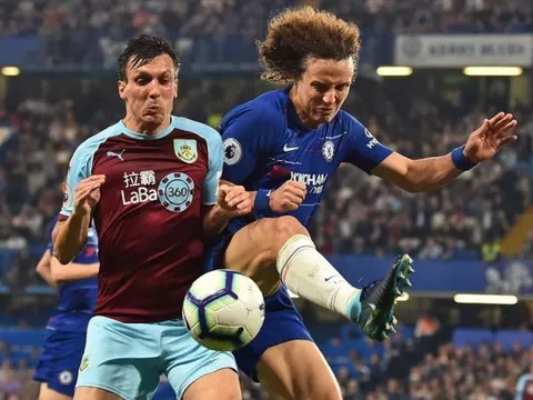 Chelsea chỉ trích: "Họ chơi phản bóng đá"