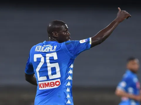Tại sao Man Utd sẽ không chiêu mộ Koulibaly?