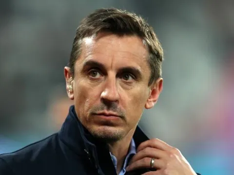 Neville kể tên 5 cầu thủ Man Utd cần mua