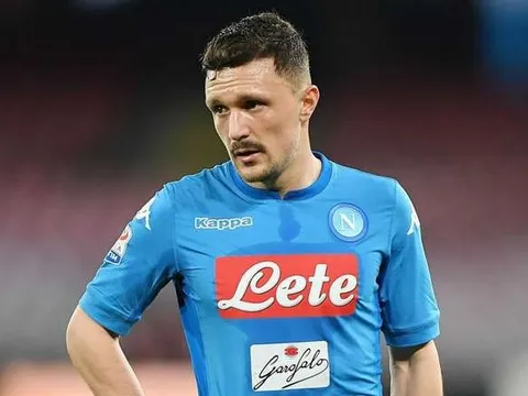 'Nếu bắt đầu nghĩ về Barca và Messi, tôi sẽ bị đau đầu'