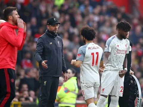 Góc Liverpool: Salah quá tải hay quá nhỏ?