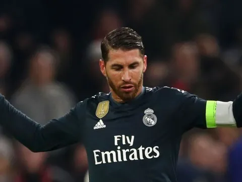Góc Real Madrid: Làm gì để gã khổng lồ thức giấc?