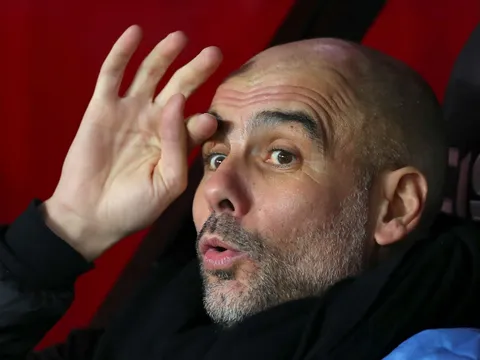Jesus đá hỏng penalty, Pep Guardiola tuyên bố cái tên quá choáng sút 11 mét