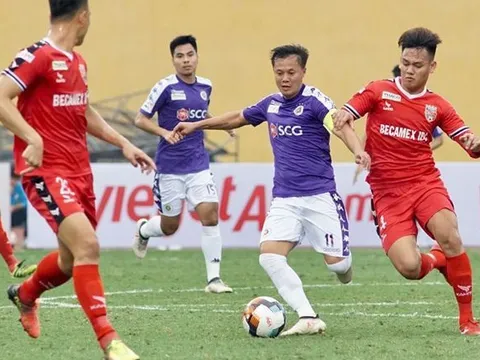 HLV B.Bình Dương nói gì khi Hà Nội FC dùng "quân xanh" đoạt Siêu cúp?