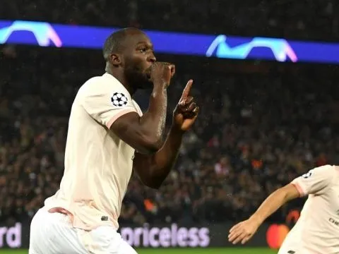 Hạ sát PSG, Lukaku cân bằng kỷ lục của Ronaldo
