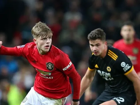 Hạ Wolves, Man Utd phát hiện ra "mad dog" đích thực bên hành lang trái