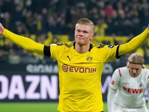 "Haaland là một cầu thủ 'đáng sợ' và tôi ngạc nhiên khi Man United không ký hợp đồng với cậu ấy"