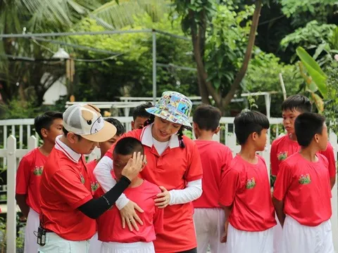 Hành trình đáng nhớ của hai bảo mẫu Diệu Nhi, Don Nguyễn tại Cầu thủ nhí 2019