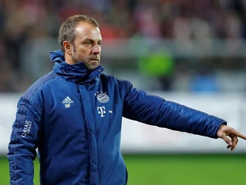 Hansi Flick ẩn ý, tự ứng cử bản thân trở thành HLV trưởng của Bayern