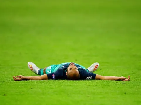 Hattrick 'thần thánh', Lucas Moura đưa Tottenham đi tiếp theo cách khó tin nhất