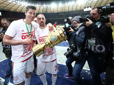 Hậu trận CK cúp quốc gia: "Người vĩ đại" Ribery, kỷ lục gọi tên Lewy
