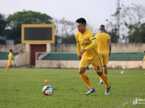 Trò cũ của thầy Park báo tin vui trước thềm King's Cup