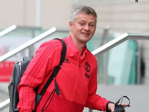 Hé lộ đội hình Man Utd đấu Huddersfield: 3 sao trẻ góp mặt