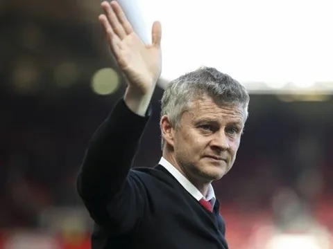 Man Utd nên làm ngay: Đánh bại City, mang về "mũi tên bạc" Juventus