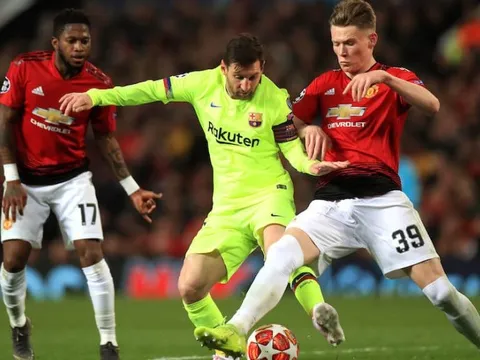 Hi vọng cậu ta không ra sân lần nào nữa - Muôn màu cảm xúc fan Man Utd