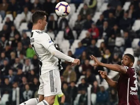 HLV Torino: "Một khi Ronaldo nhảy, anh ấy sẽ cất cánh và không quay lại"