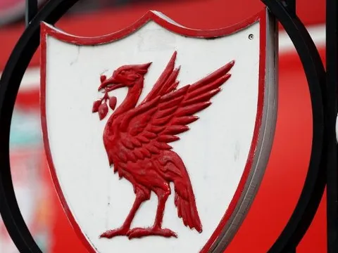 Học theo Man Utd, Liverpool tạm biệt thêm 12 cầu thủ