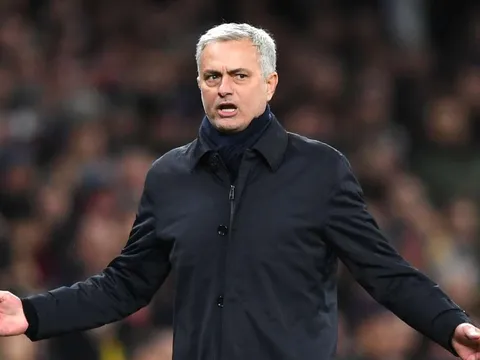 Hỏi mua "bom tấn" 60 triệu của Real, Mourinho nhận cái kết bất ngờ