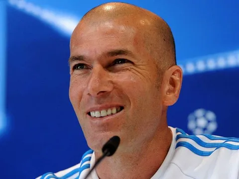 "Họng pháo" bắn tin cho Zidane, Real như "hổ mọc thêm cánh"!