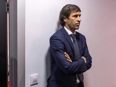 Huyền thoại Real lặng người trong tang lễ của Antonio Reyes