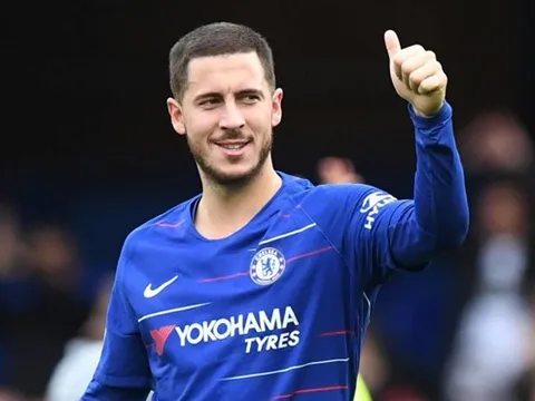Dấu hiệu tương lai? Hazard đã nói với Aubameyang 1 điều