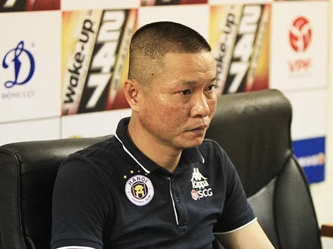 HLV Hà Nội FC tiết lộ kế hoạch điều trị chấn thương của Đình Trọng