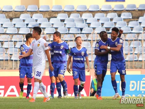 "Sát thủ" của HLV Park Hang-seo ghi bàn, Bình Dương khiến Quảng Nam đội sổ V-League