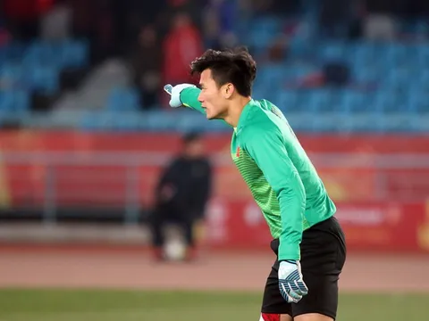 Báo châu Á: "Một trận đấu thất vọng của Bùi Tiến Dũng vì..."