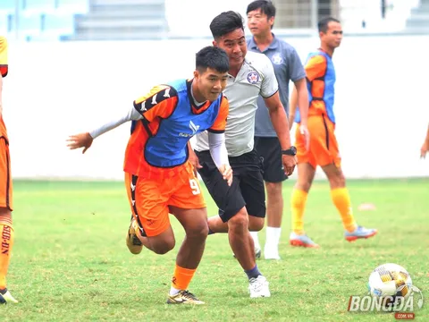 Đức Chinh tiếp tục gánh vác hàng công SHB Đà Nẵng trước Hải Phòng