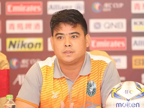 HLV trưởng Yangon United đánh giá cao Quang Hải