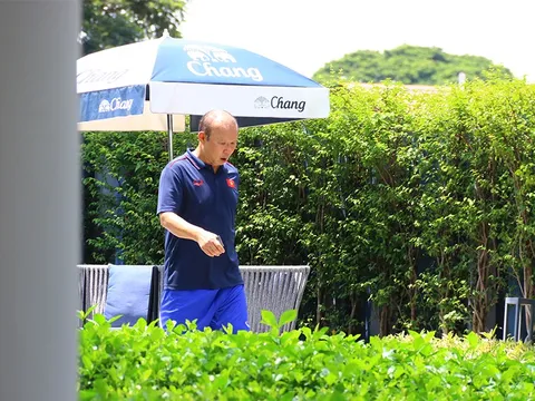 Thầy Park làm việc ít ai ngờ trước trận "siêu kinh điển" Việt Nam gặp Thái Lan