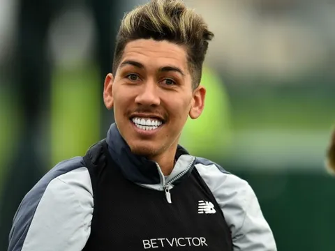 Không giấu được hạnh phúc, dàn sao Liverpool muôn kiểu rạng rỡ ngày trở lại