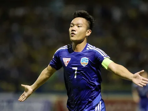 Thanh Trung đá hỏng 11m, Quảng Nam hòa hú vía trên sân Thống Nhất