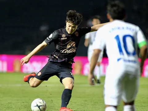 NÓNG: Đá 53 phút, giá trị của Xuân Trường đã vượt Công Phượng