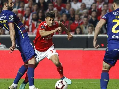 Vì sao Liverpool nên ''nhả" sao trẻ Bồ Đào Nha cho người London?