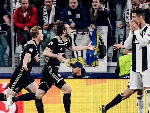 "Ajax đã tặng cho Juventus một món quà ý nghĩa"