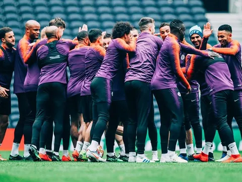 Biểu cảm thế này, dàn sao Man City chẳng sợ gì Tottenham