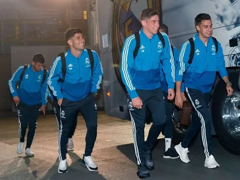Dàn sao Real tỏ thái độ khác hẳn ngày Zidane cầm quân trước giờ chinh chiến