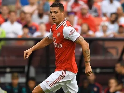 "Kẻ vứt đi" Granit Xhaka đã giết chết Man Utd thế nào?