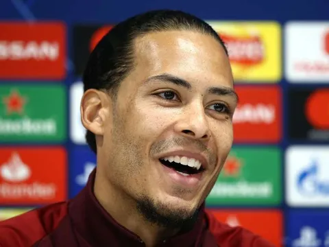 Khó tin! Man City muốn mua Van Dijk về dự bị cho Otamendi và Stones