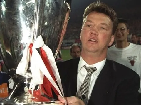 'Không ai nghĩ Ajax có thể làm được, ngoại trừ Van Gaal'