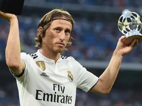 Không cần Pogba, Real đã tìm ra "siêu chân chuyền" thay thế Modric?