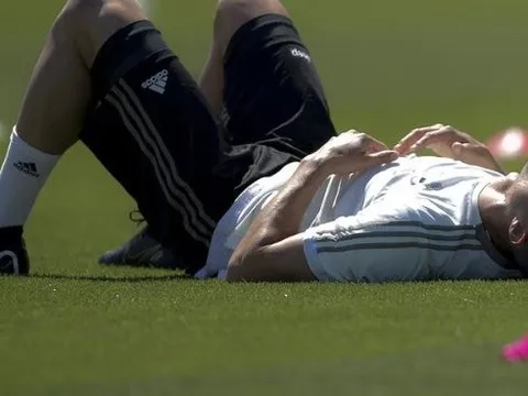 Không đá C1, Cristiano Ronaldo cùng đồng đội tập luyện hăng say