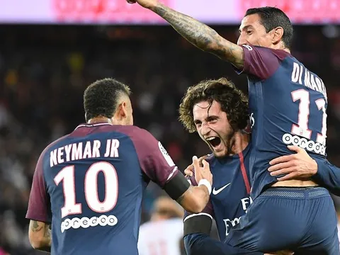 Không được đến Barca, 'kẻ nổi loạn' PSG trút giận lên... mẹ của mình