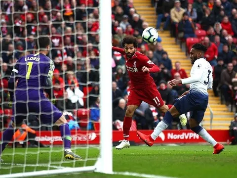 Không ghi bàn, Salah trở thành người hùng của Liverpool như thế nào?