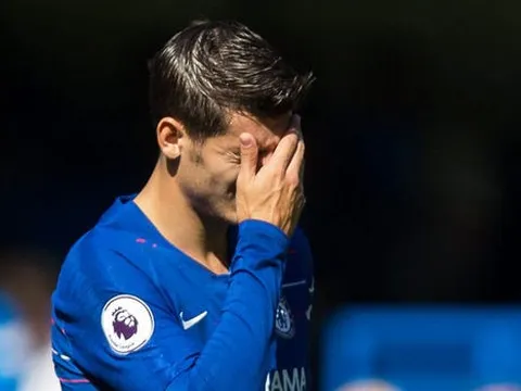 Kinh hoàng! Nhà sao Chelsea bị cướp có vũ trang đột nhập