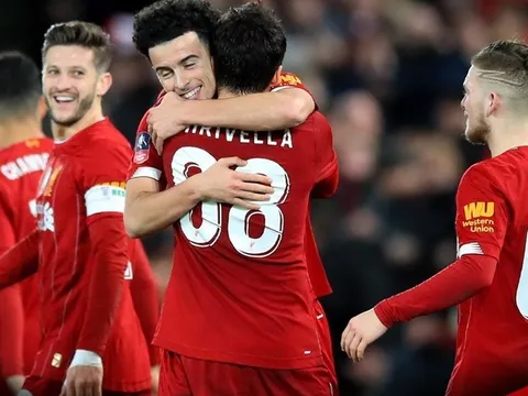 Klopp bất bại tất cả các trận derby Merseyside