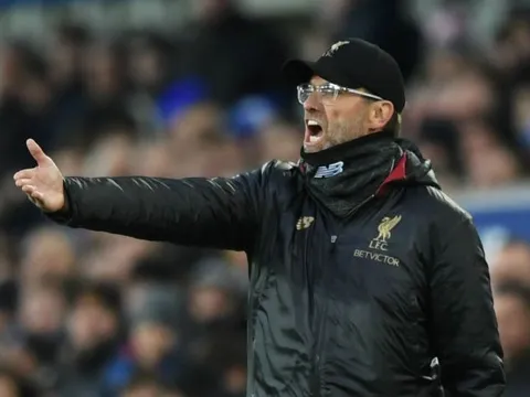 Klopp: "Chúng tôi không chơi PlayStation"