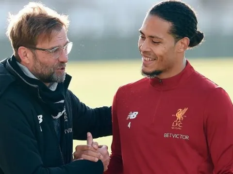 Klopp dự tính ra sách riêng về Van Dijk